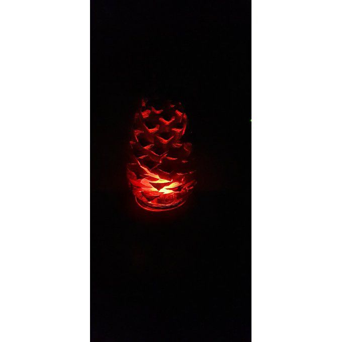 Lampe veilleuse en résine pomme de pin