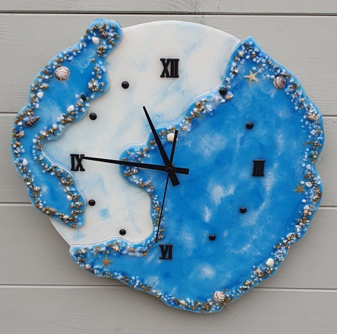 Horloge géode brisée