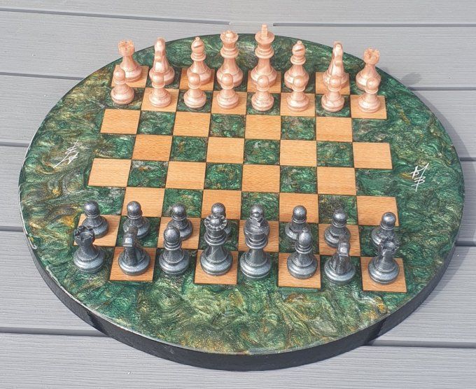 Jeu d'échecs bois et résine rond