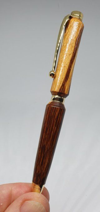 Stylo bille en bois de serpent 