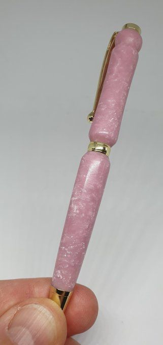 Stylo résine rose "Girly"
