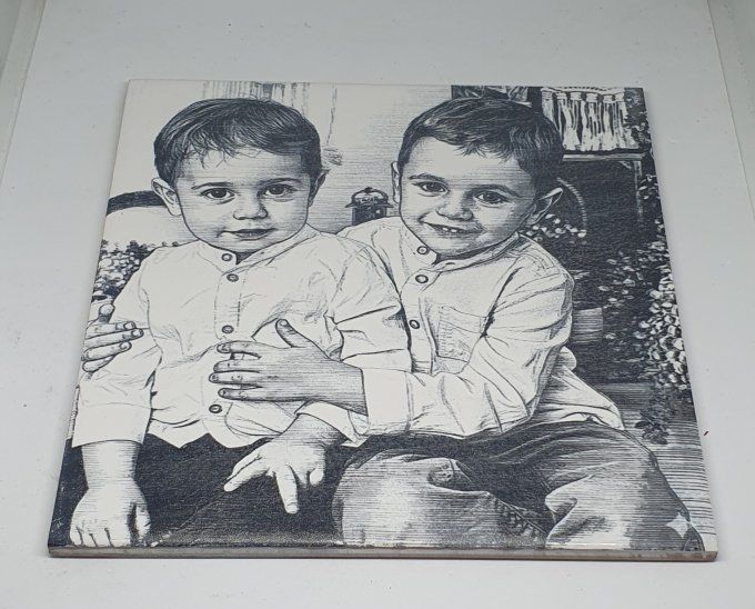 Gravure sur carrelage 