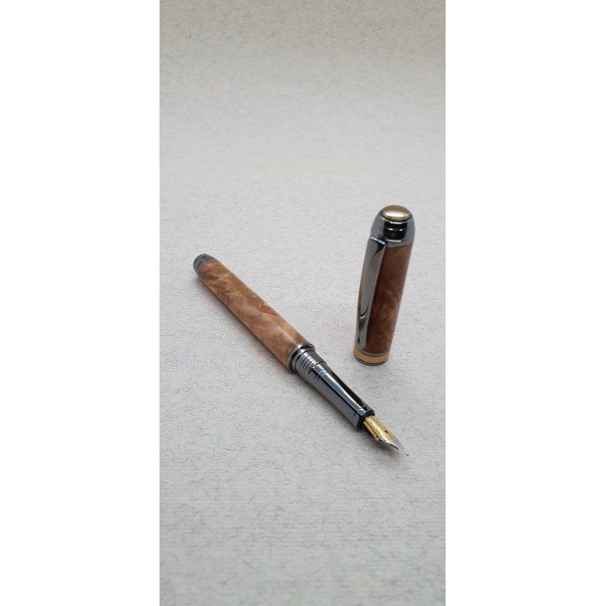 Stylo plume bois artisanal loupe d'Olivier